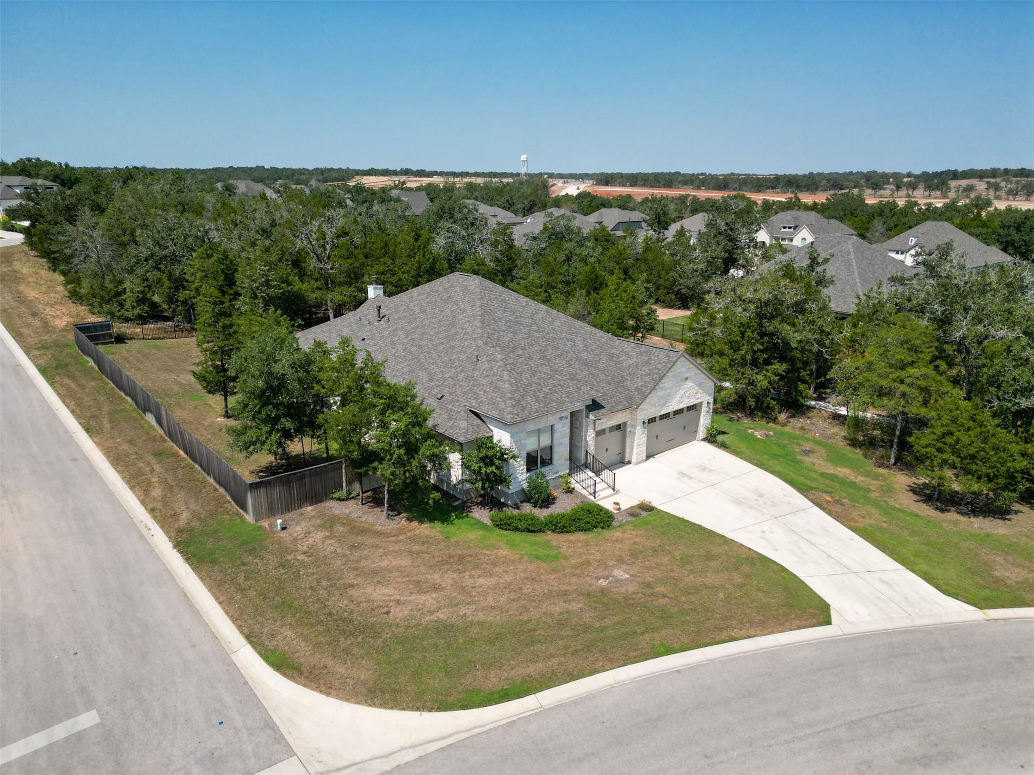 132 Darst LN