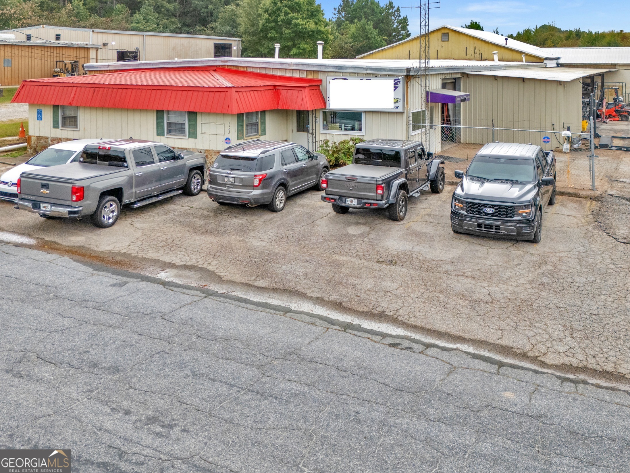 1108 Anne Street