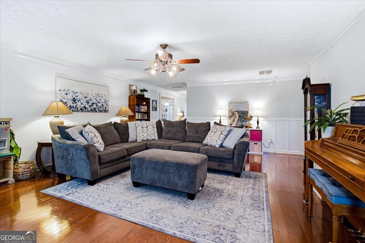 2214 S Walkers Mill Road