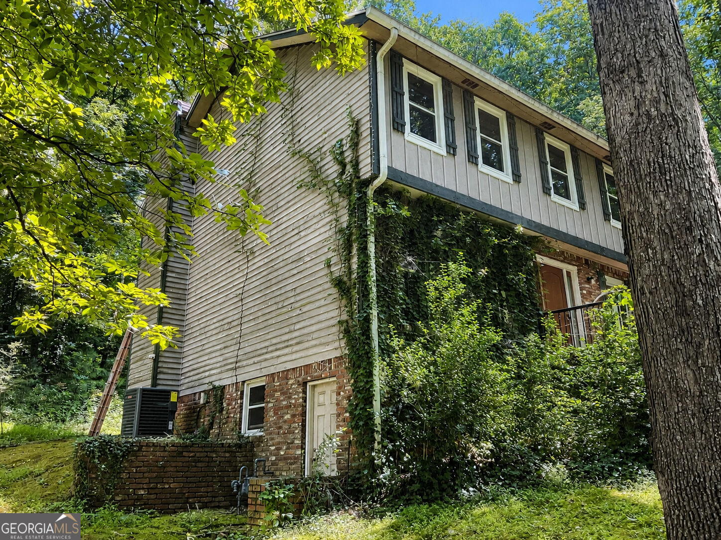 2384 Forest Green Drive