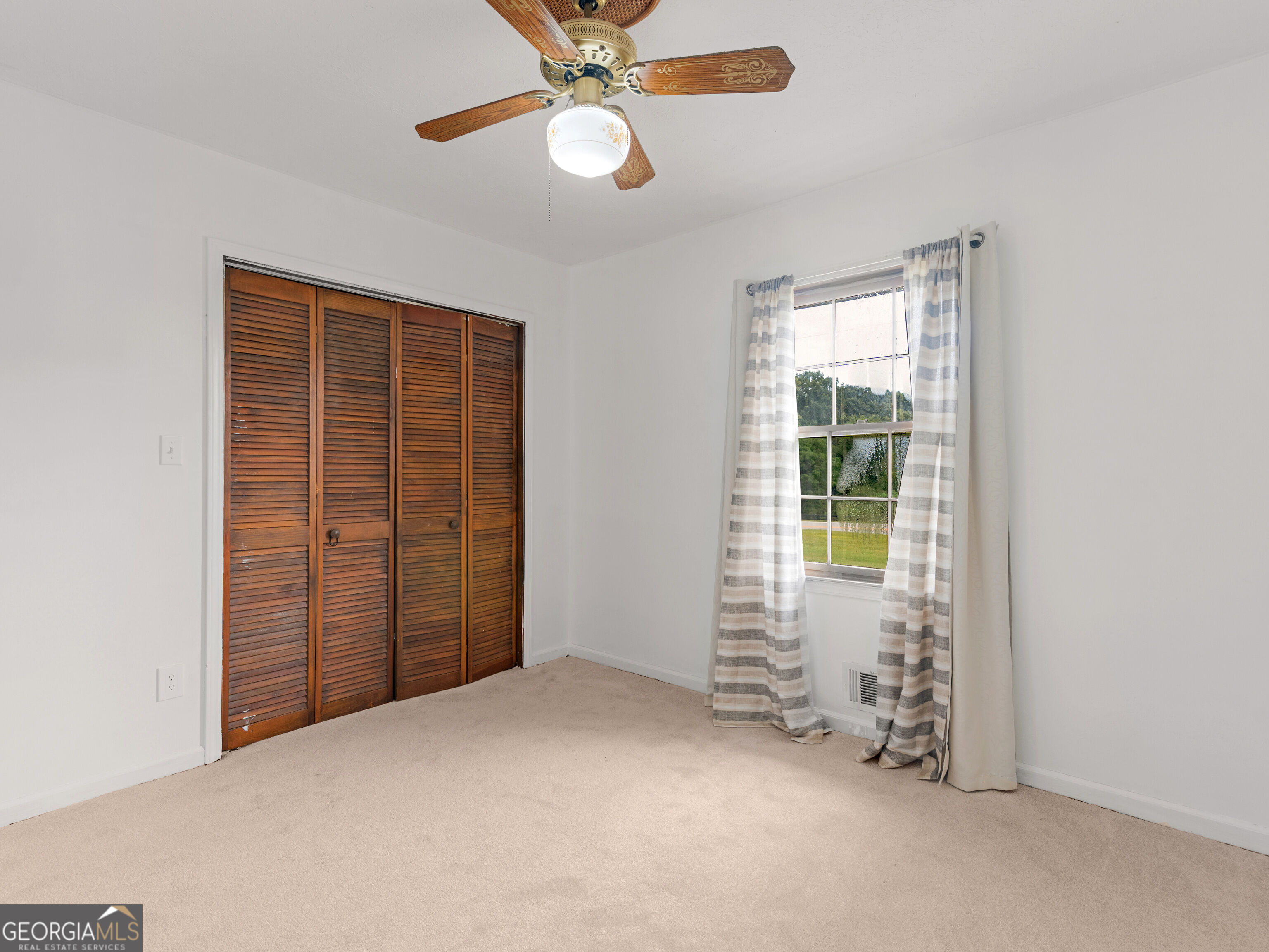 121 Rosser Road