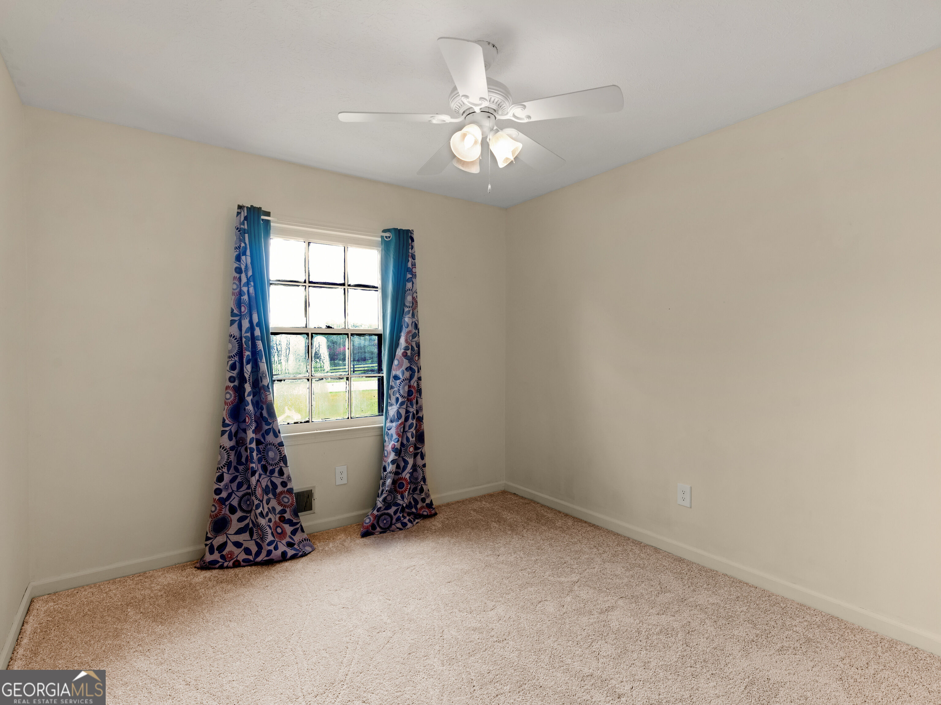 121 Rosser Road