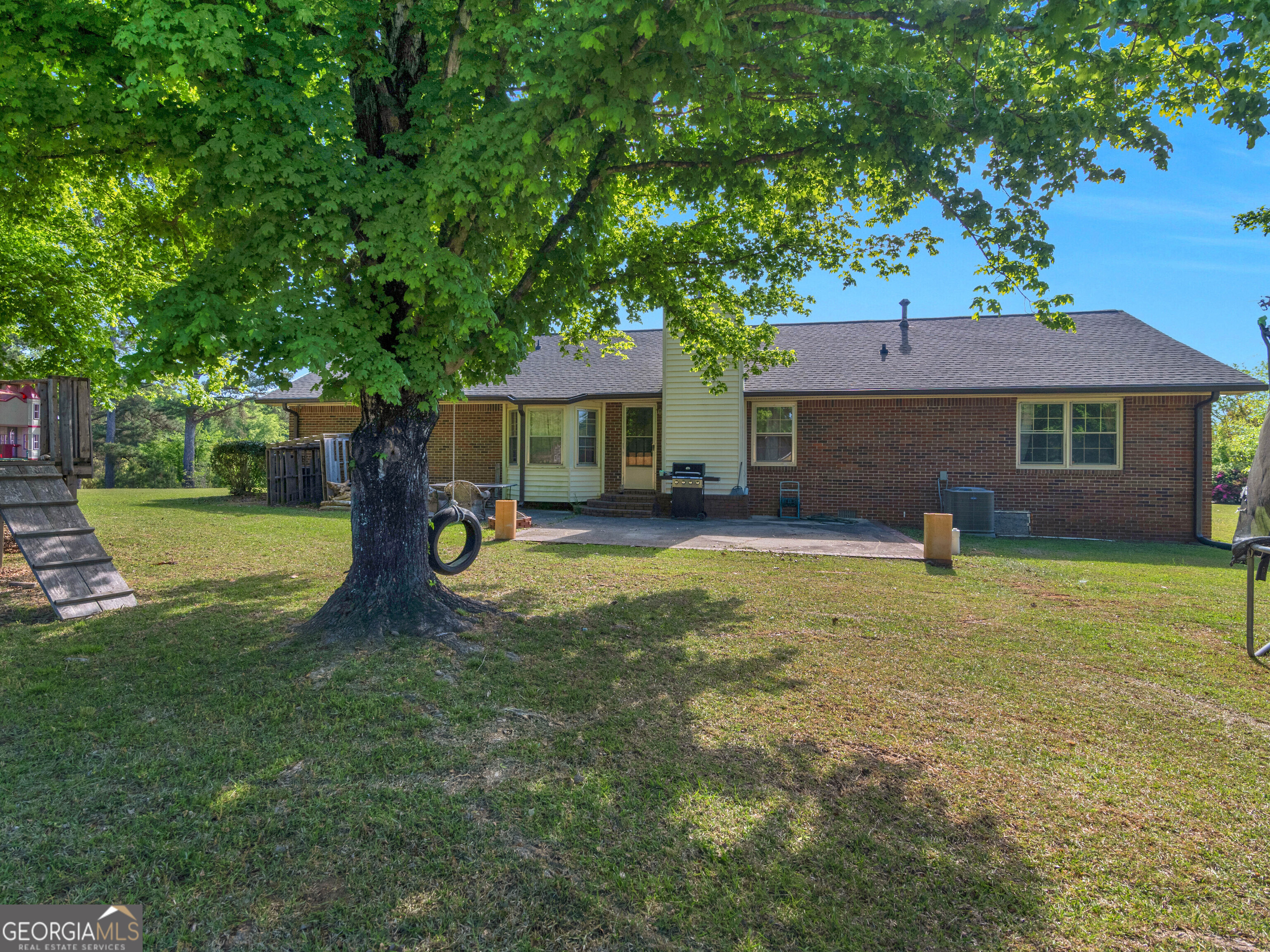 121 Rosser Road