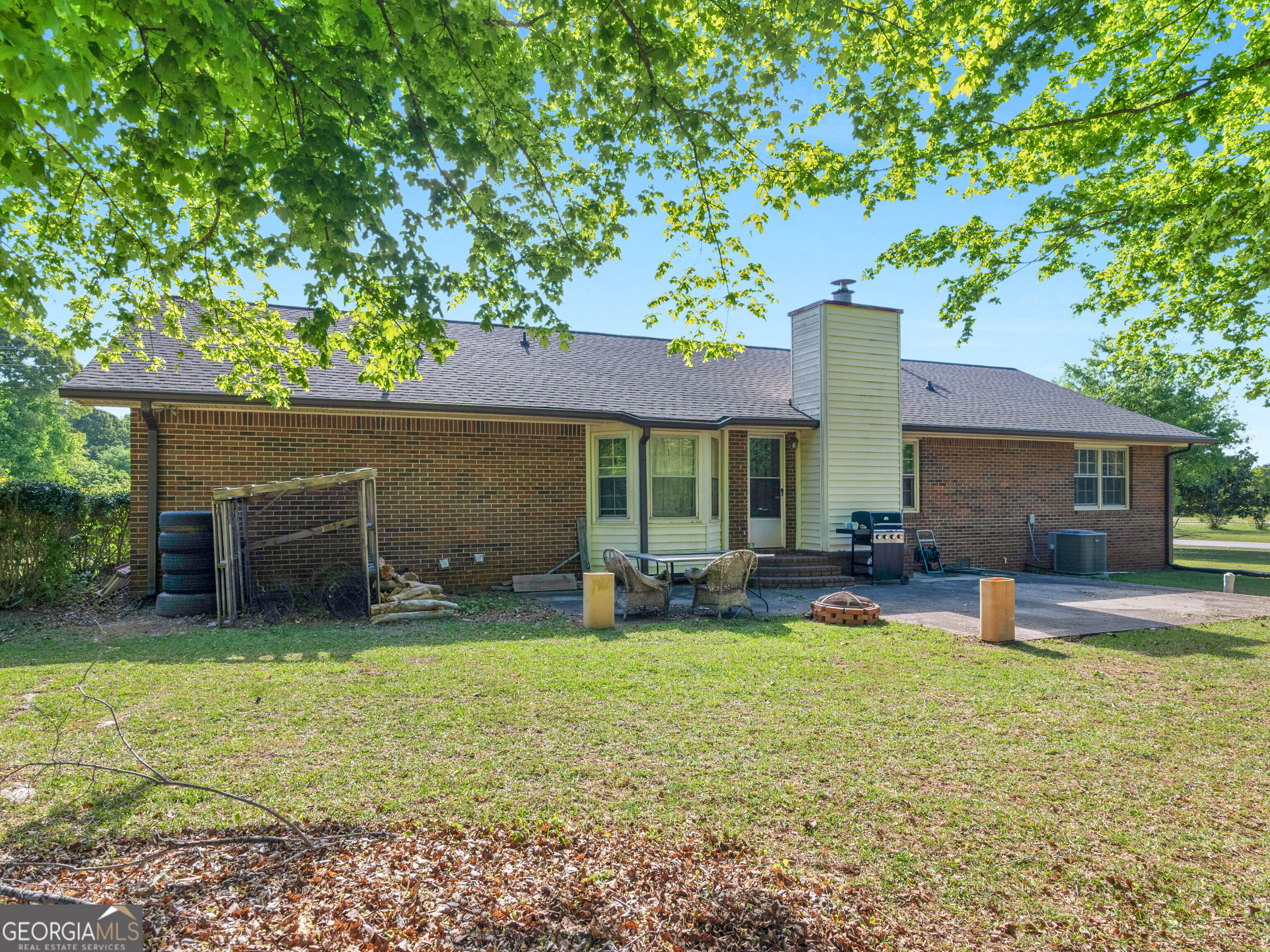 121 Rosser Road