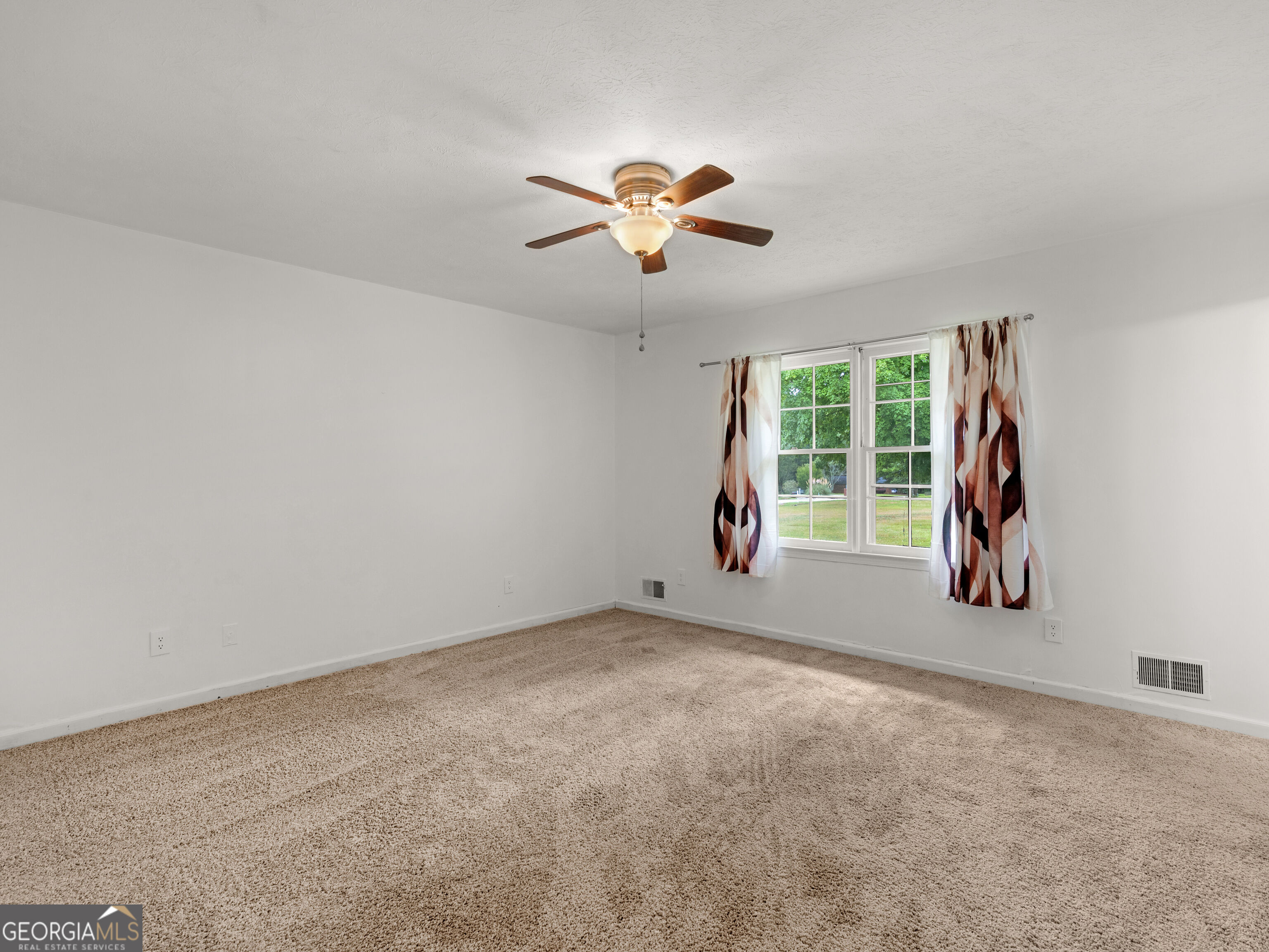 121 Rosser Road