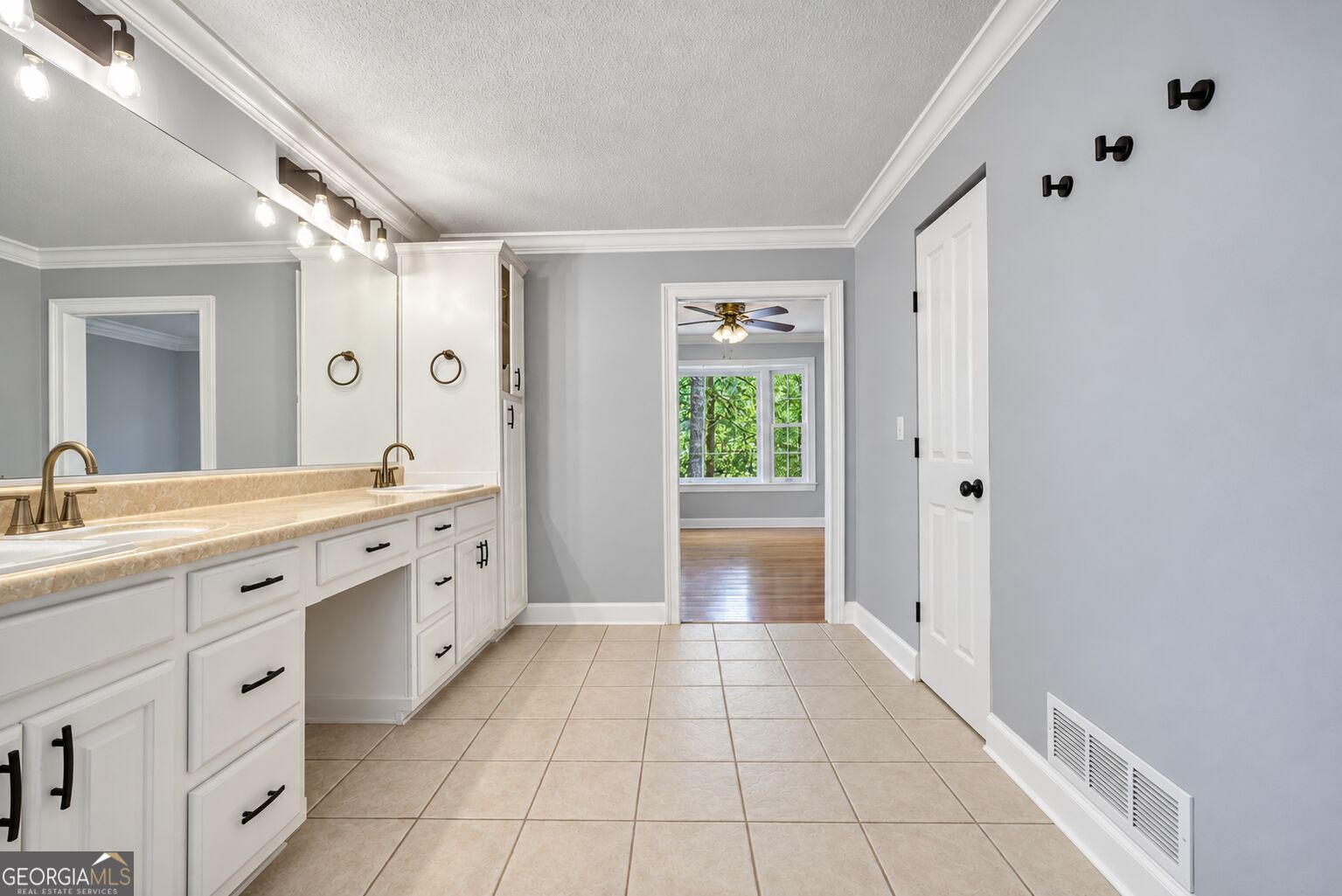 1085 Campground Road