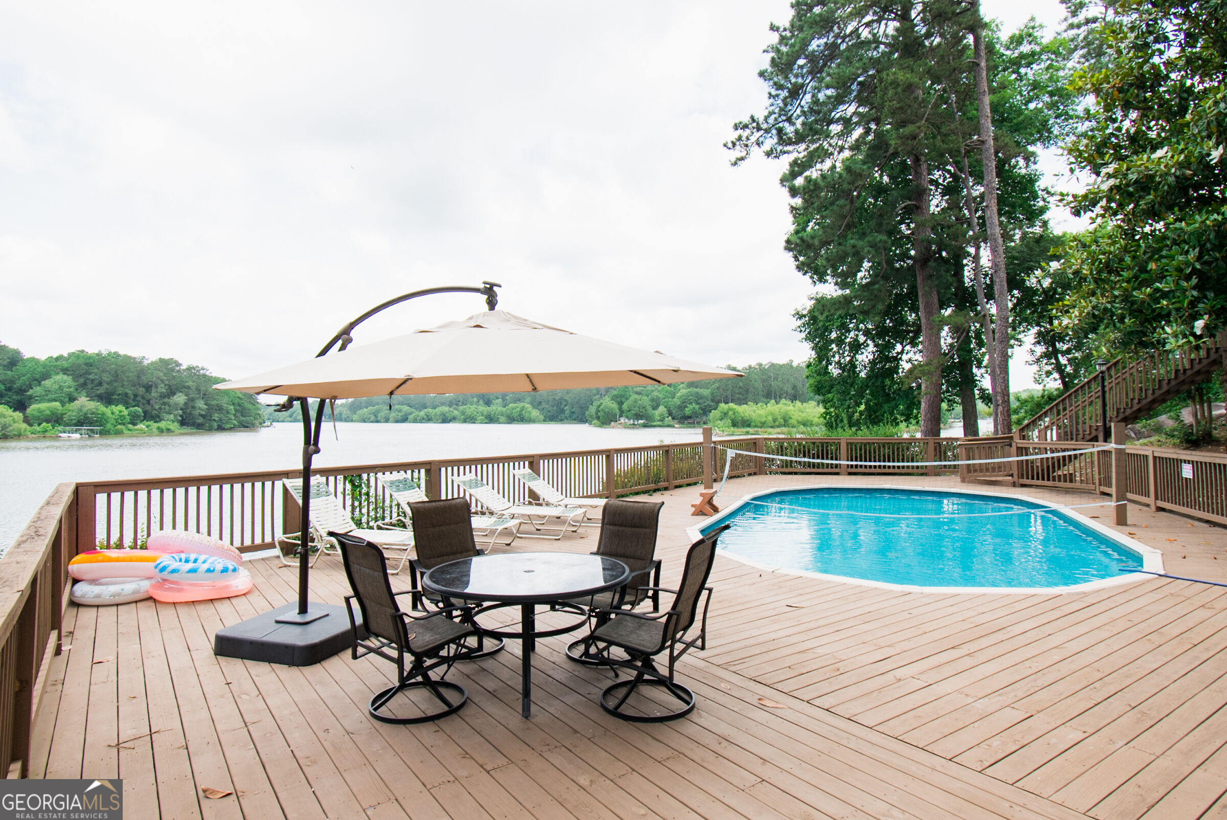 740 Rocky Point Road