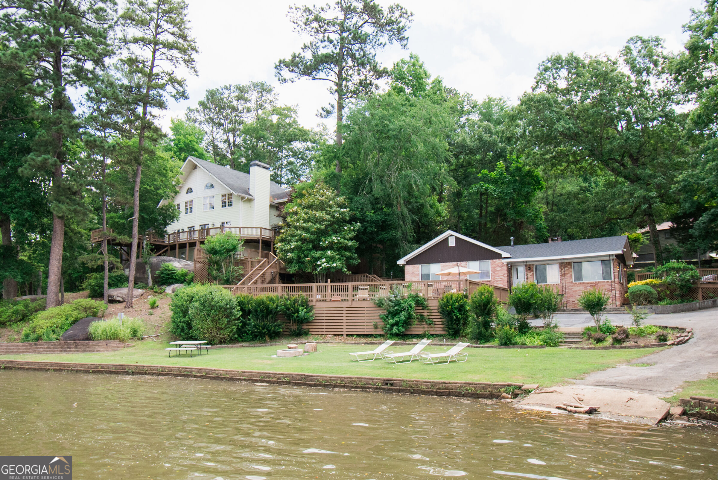 740 Rocky Point Road