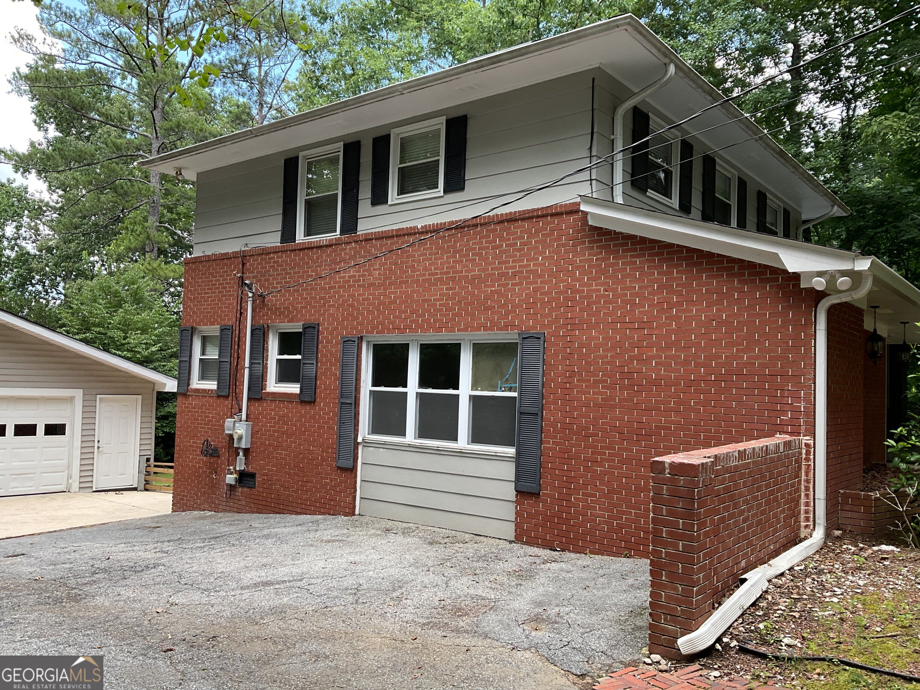 622 Pinecrest Drive