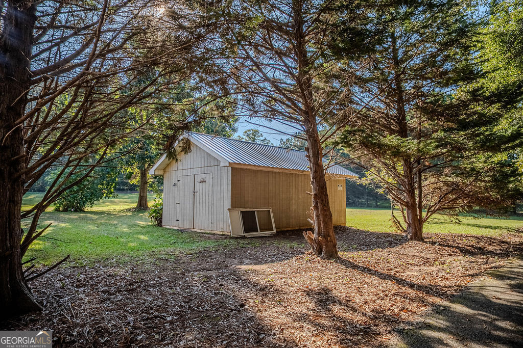 980 W Ellis Road