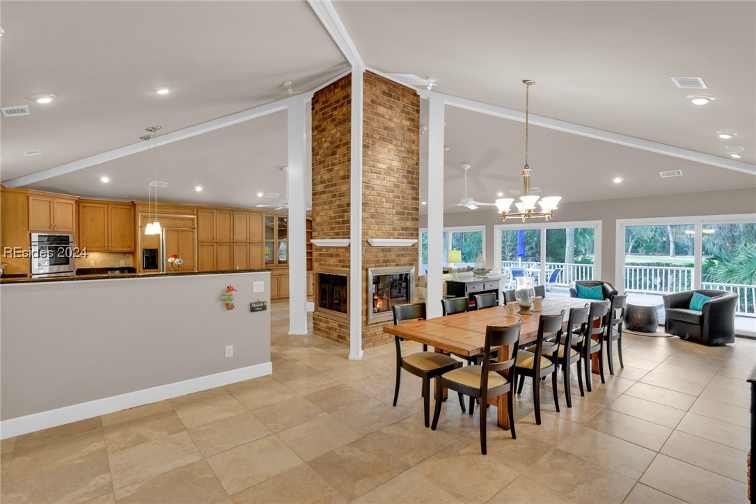 11 Harleston Green