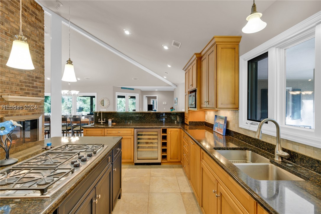 11 Harleston Green