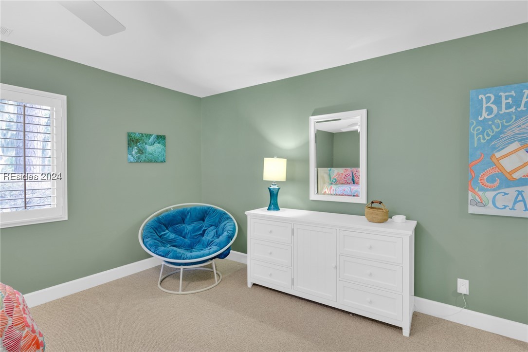11 Harleston Green