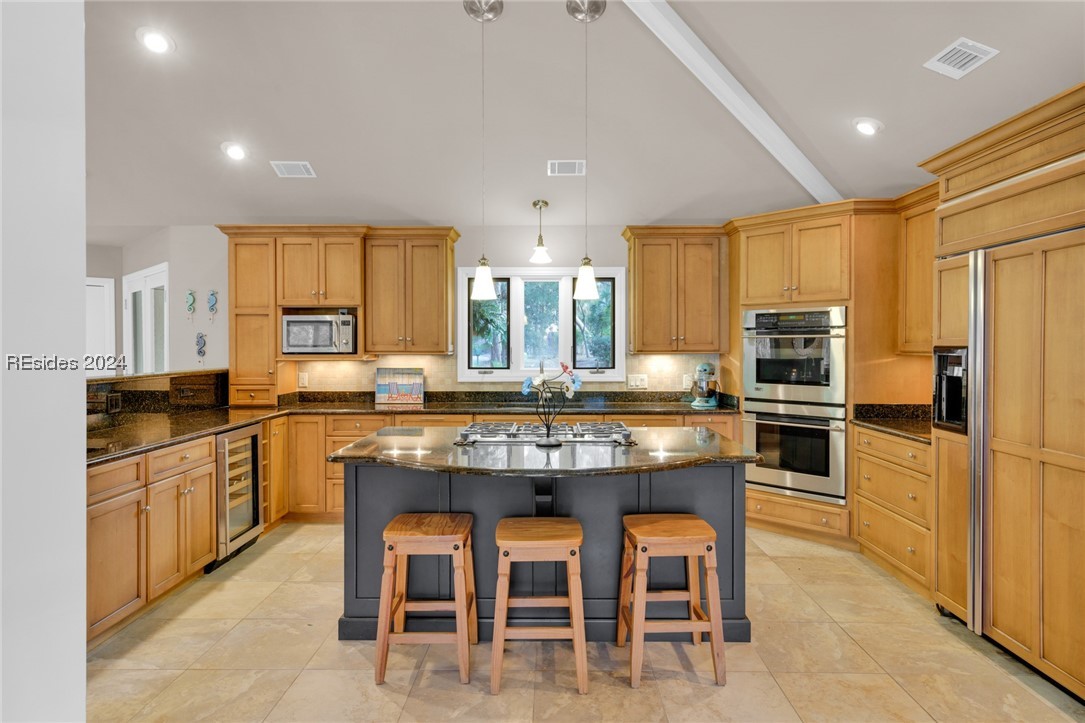 11 Harleston Green