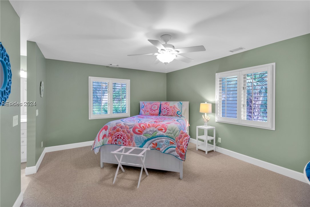11 Harleston Green