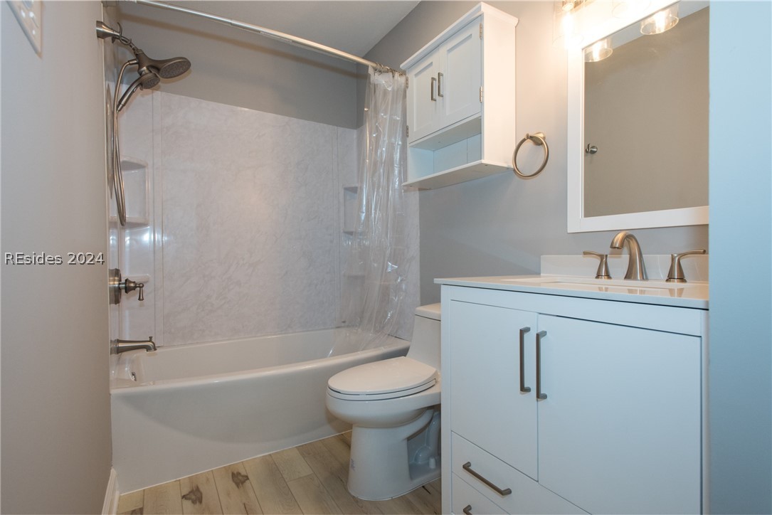 141 Lamotte Dr B4