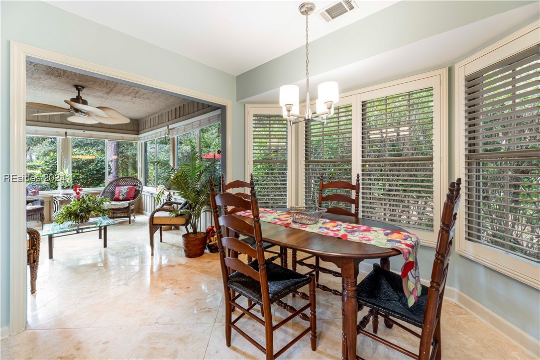 9 Sweetwater Ln