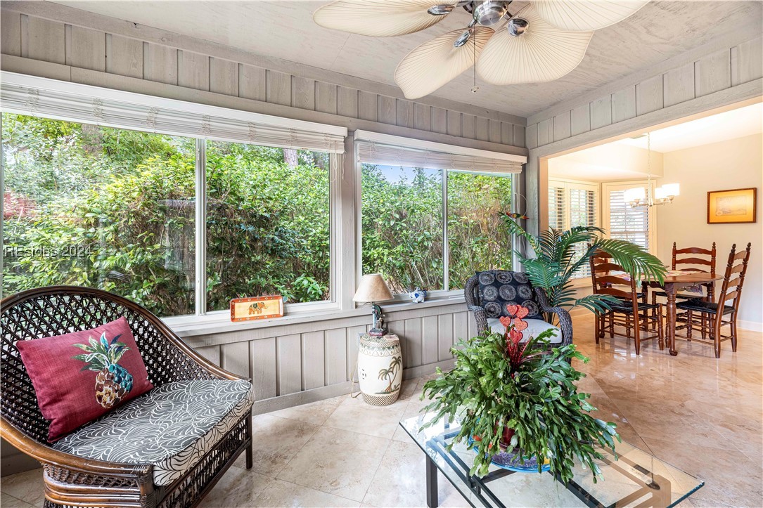 9 Sweetwater Ln