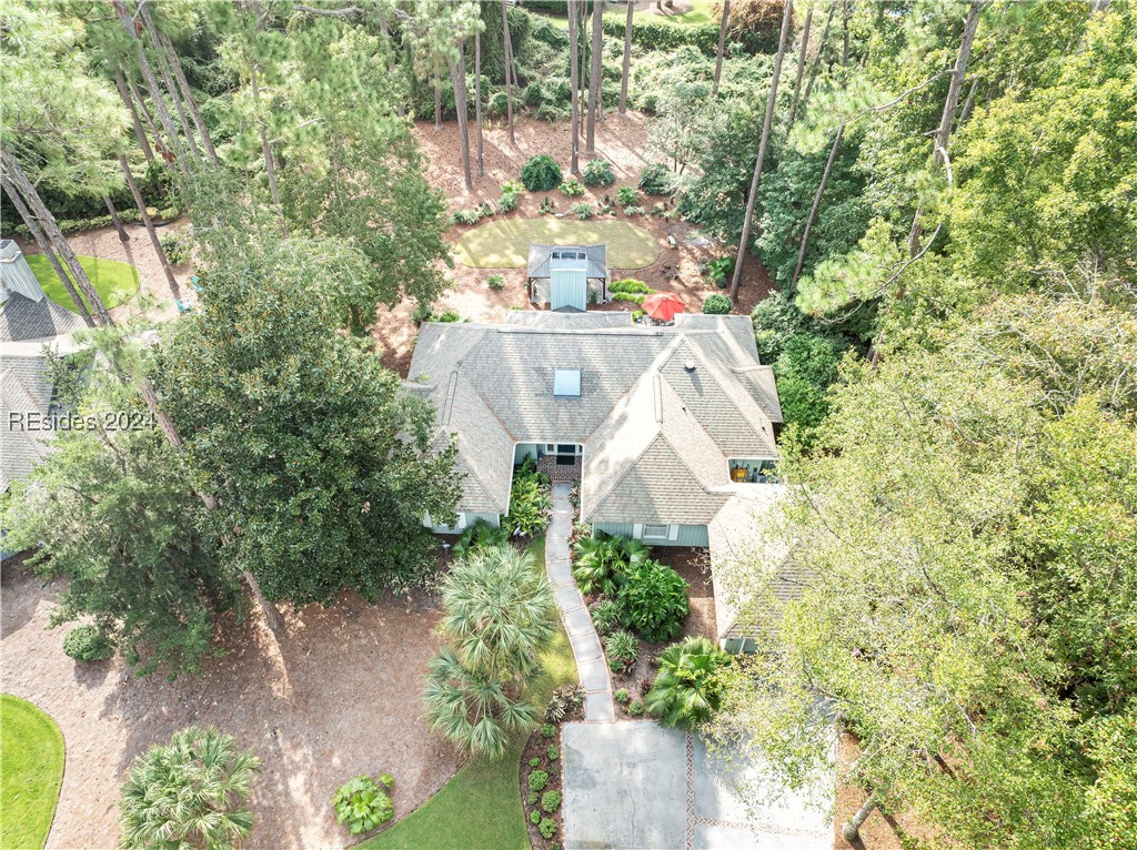 9 Sweetwater Ln