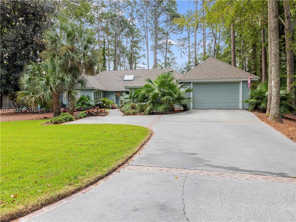 9 Sweetwater Ln