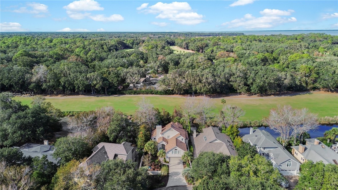 46 Fairway Winds Place