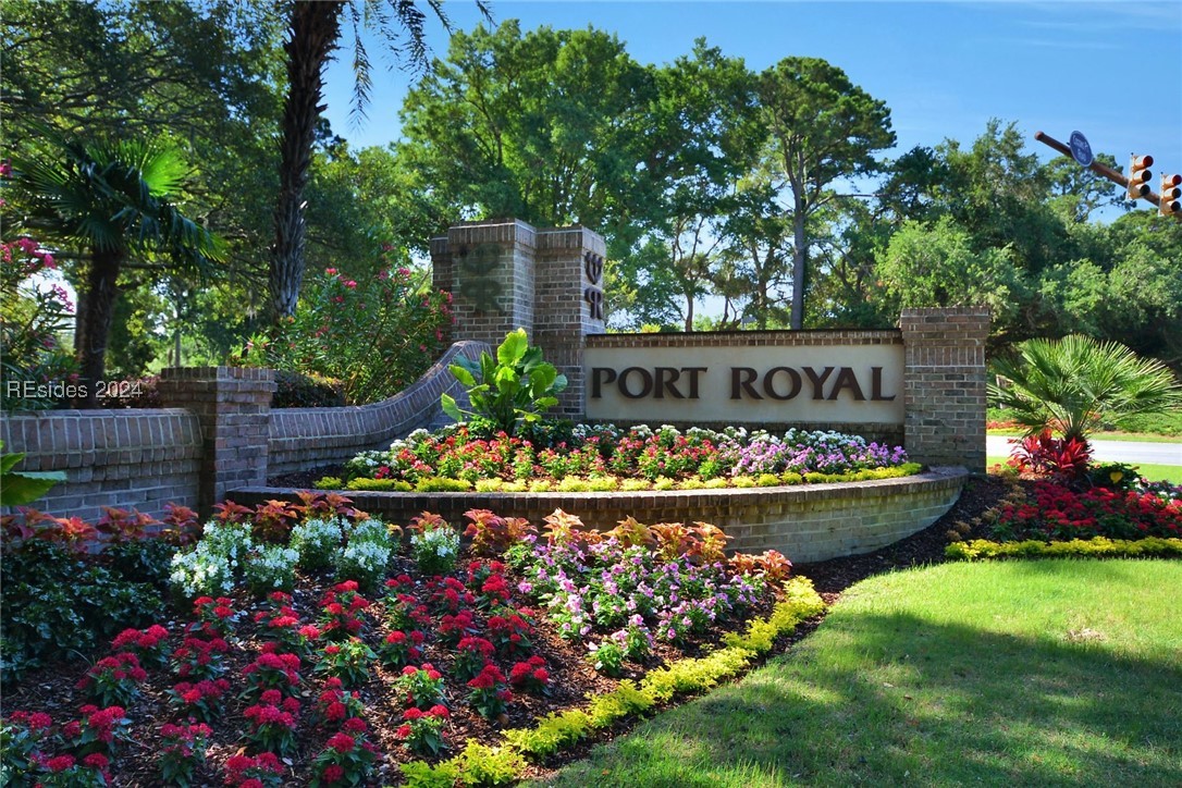 46 Fairway Winds Place