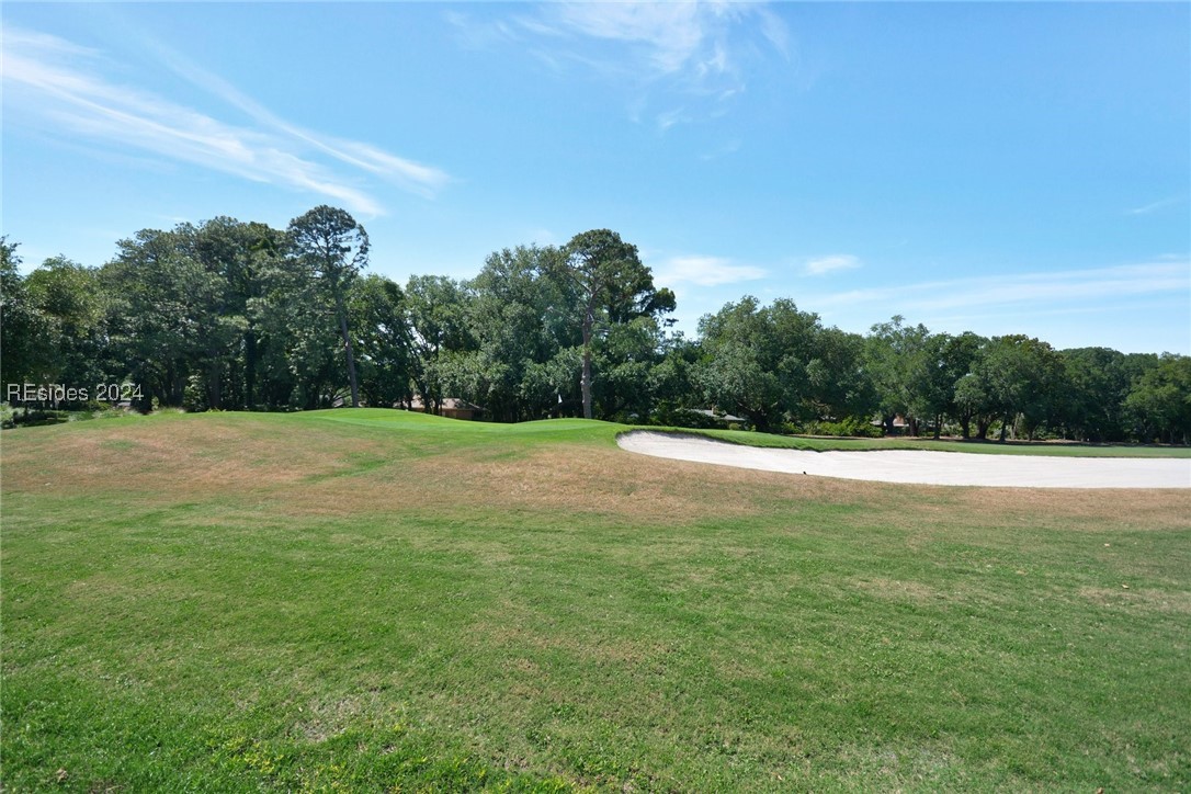 46 Fairway Winds Place