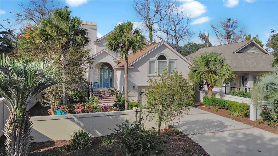 46 Fairway Winds Place