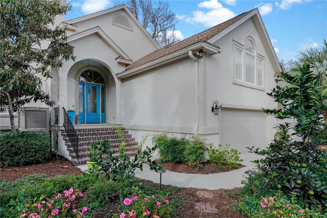 46 Fairway Winds Place