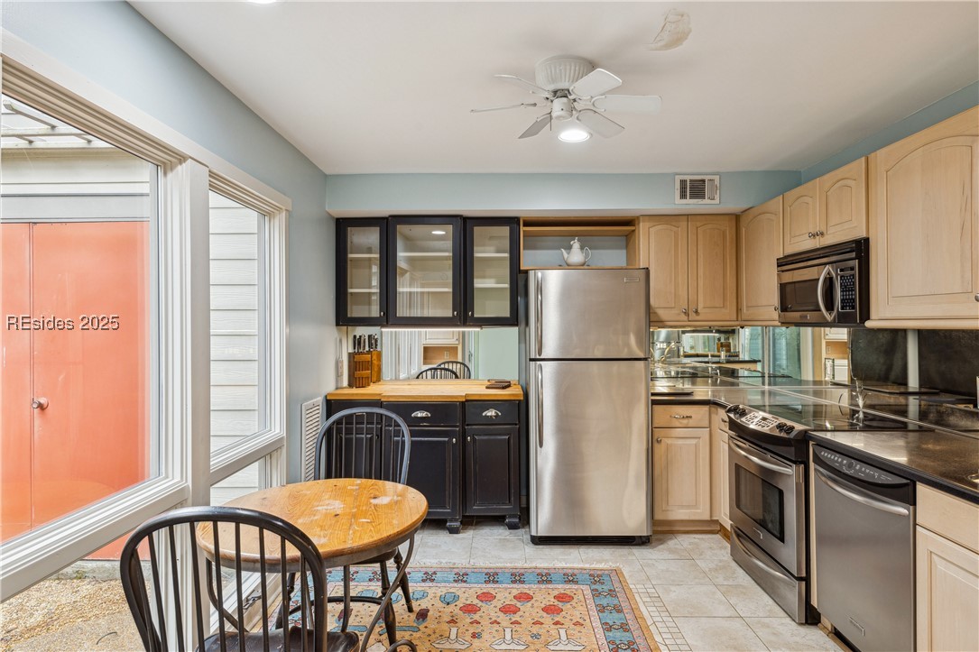 21 Calibogue Cay Rd #371