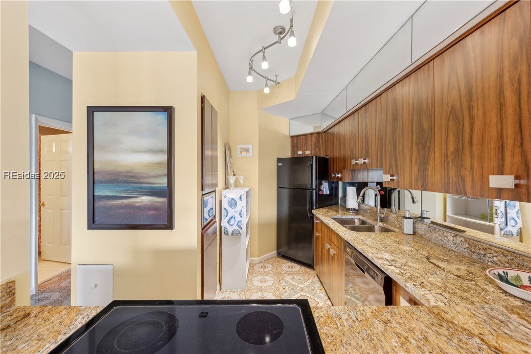 7 Shelter Cove Ln #7557