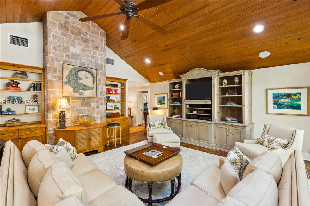 44 Baynard Cove Rd