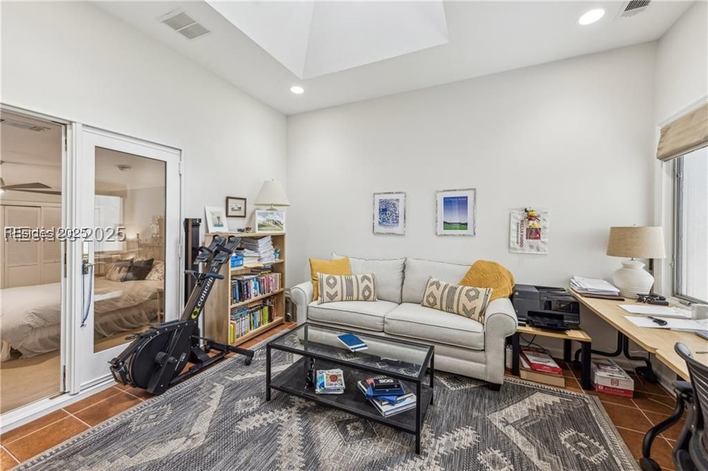 9 Genoa Ct