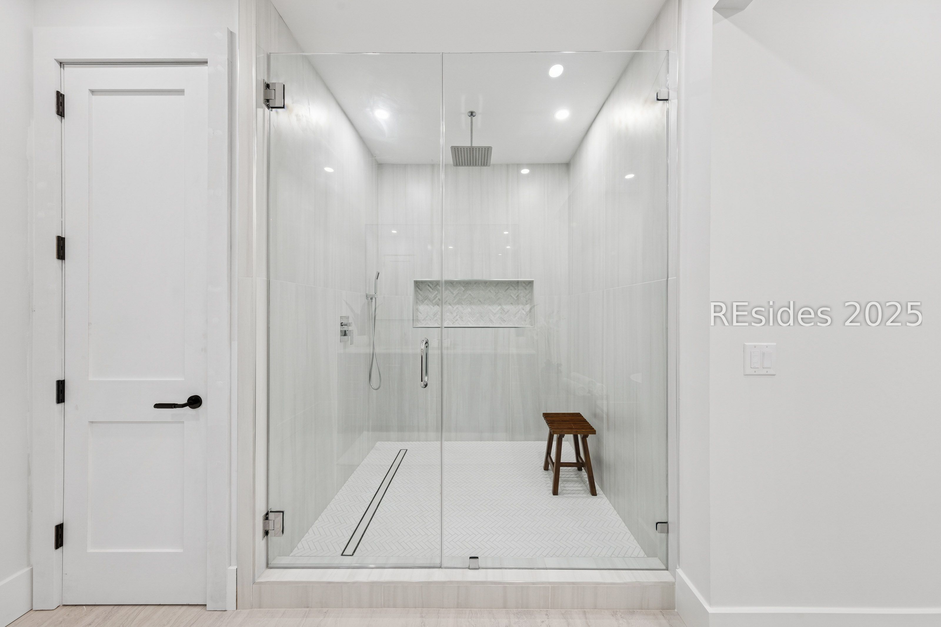 12 Bateau Rd