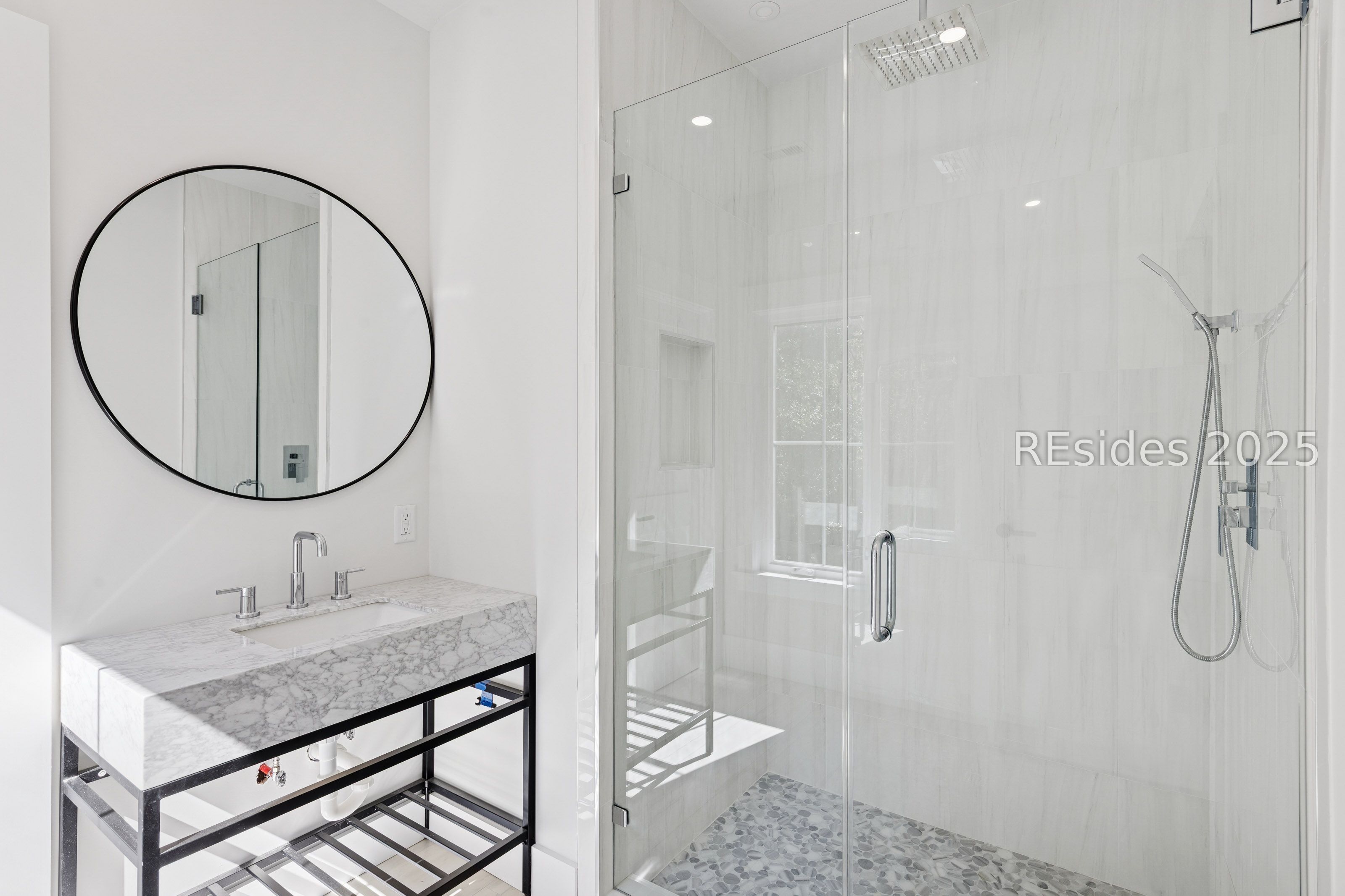 12 Bateau Rd