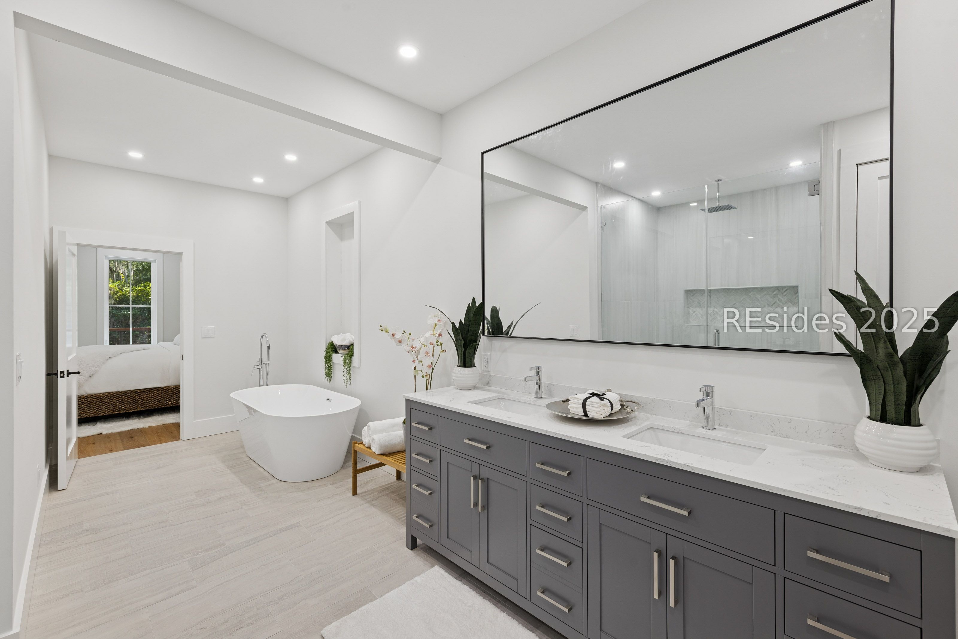 12 Bateau Rd