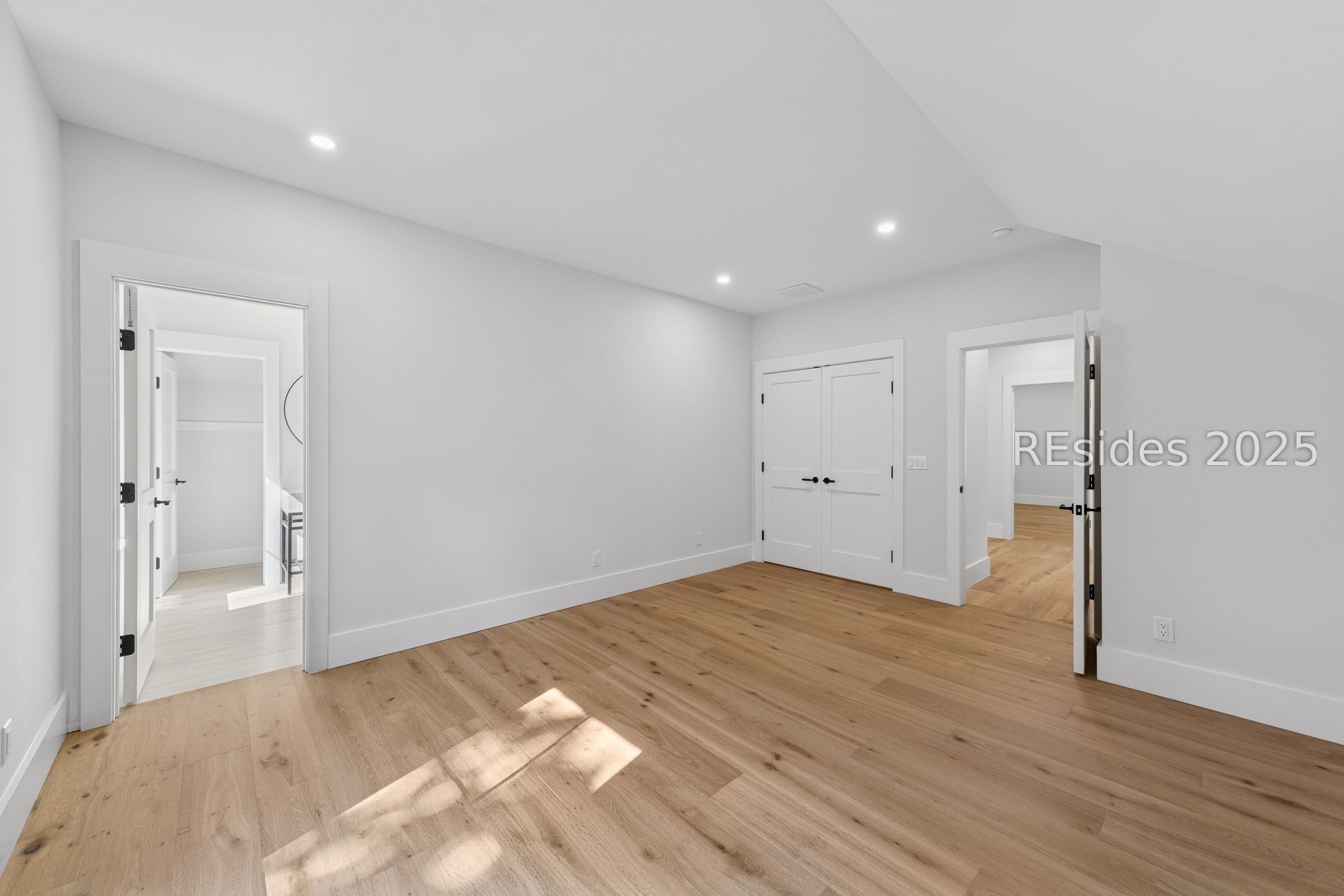 12 Bateau Rd