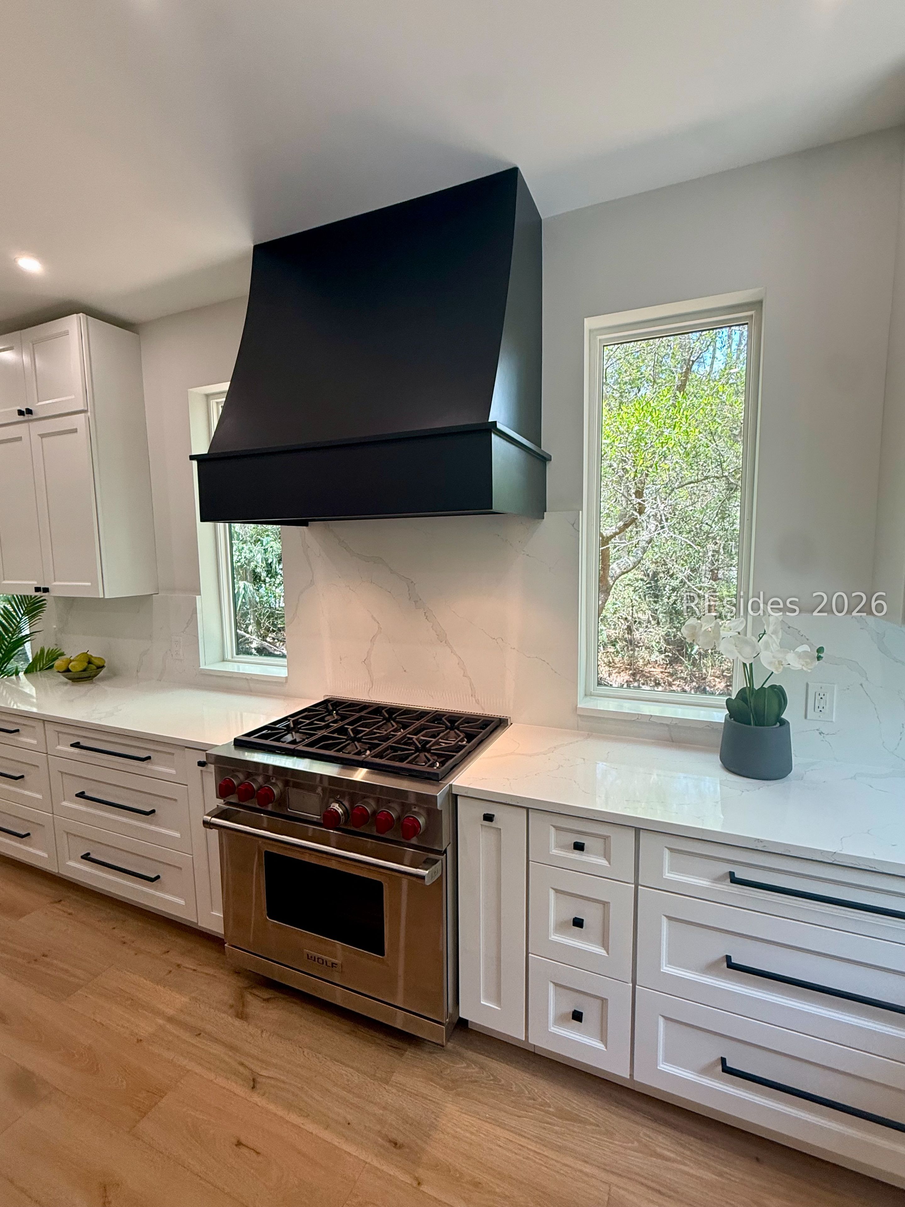 12 Bateau Rd