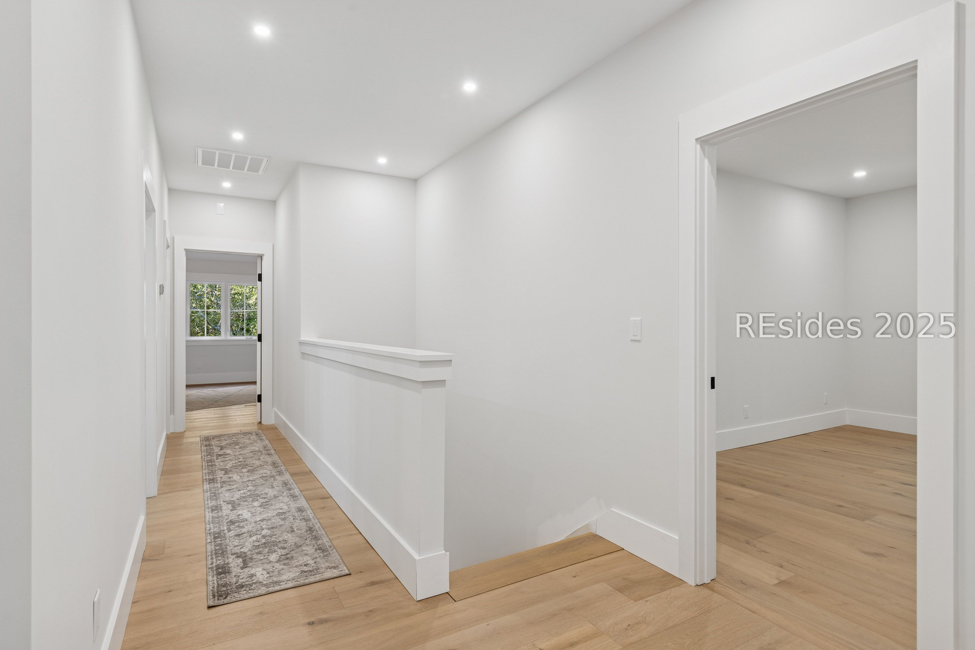 12 Bateau Rd