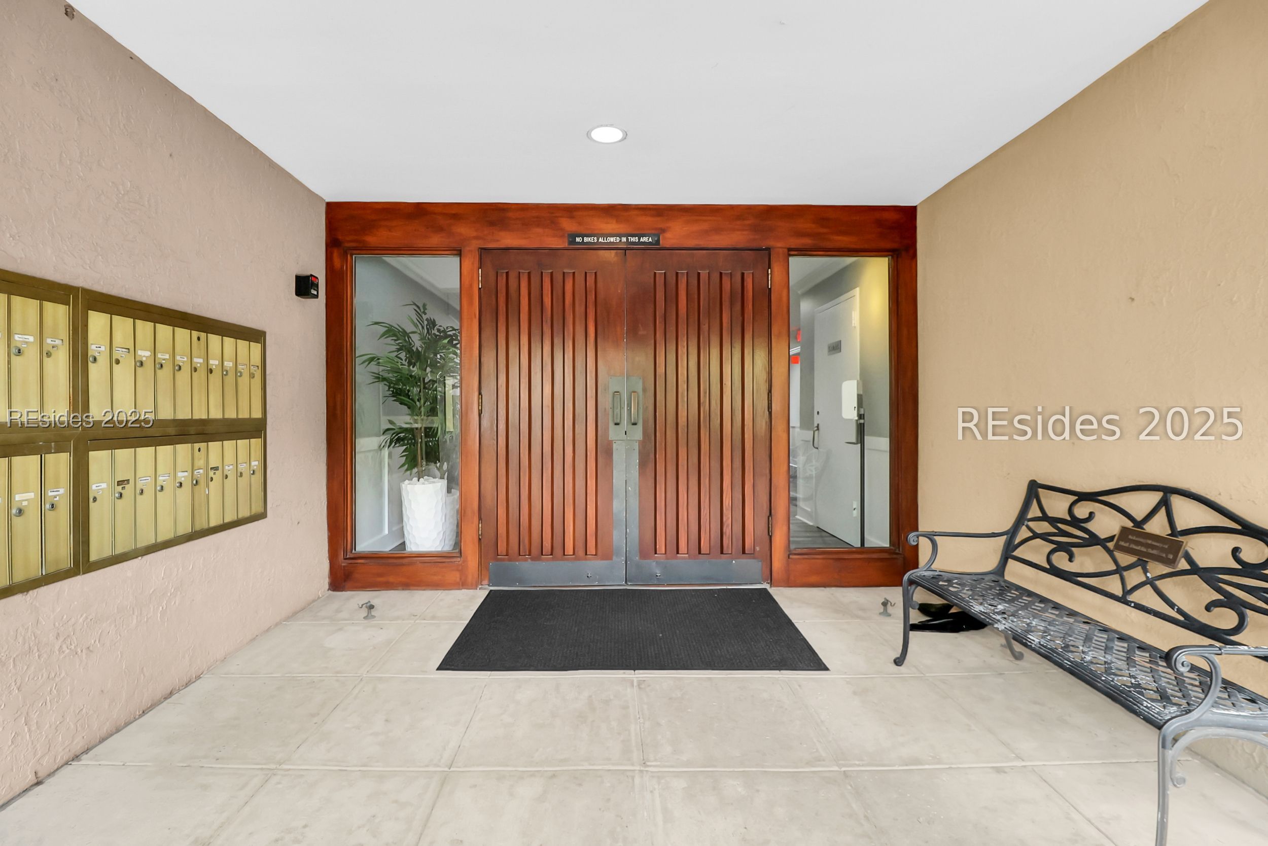 18 Lighthouse Ln #1029