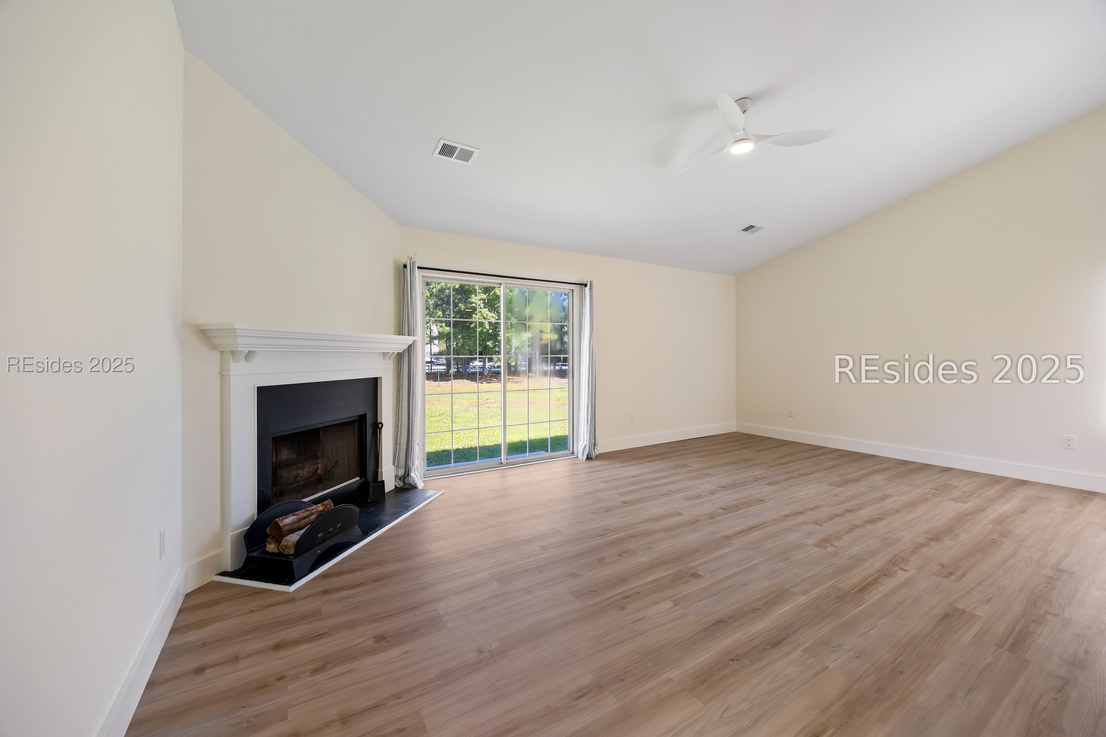 26 Waterway Dr