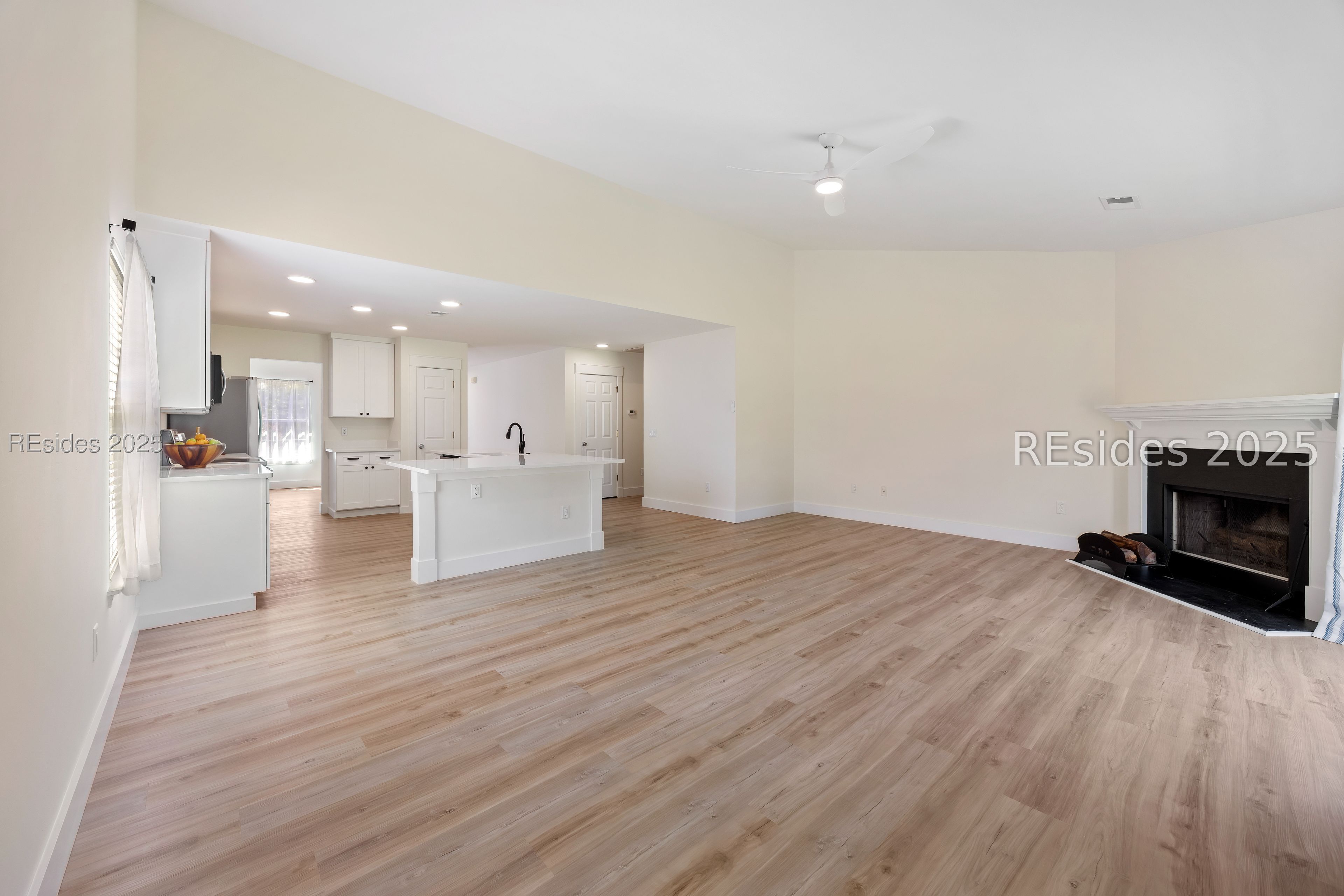 26 Waterway Dr