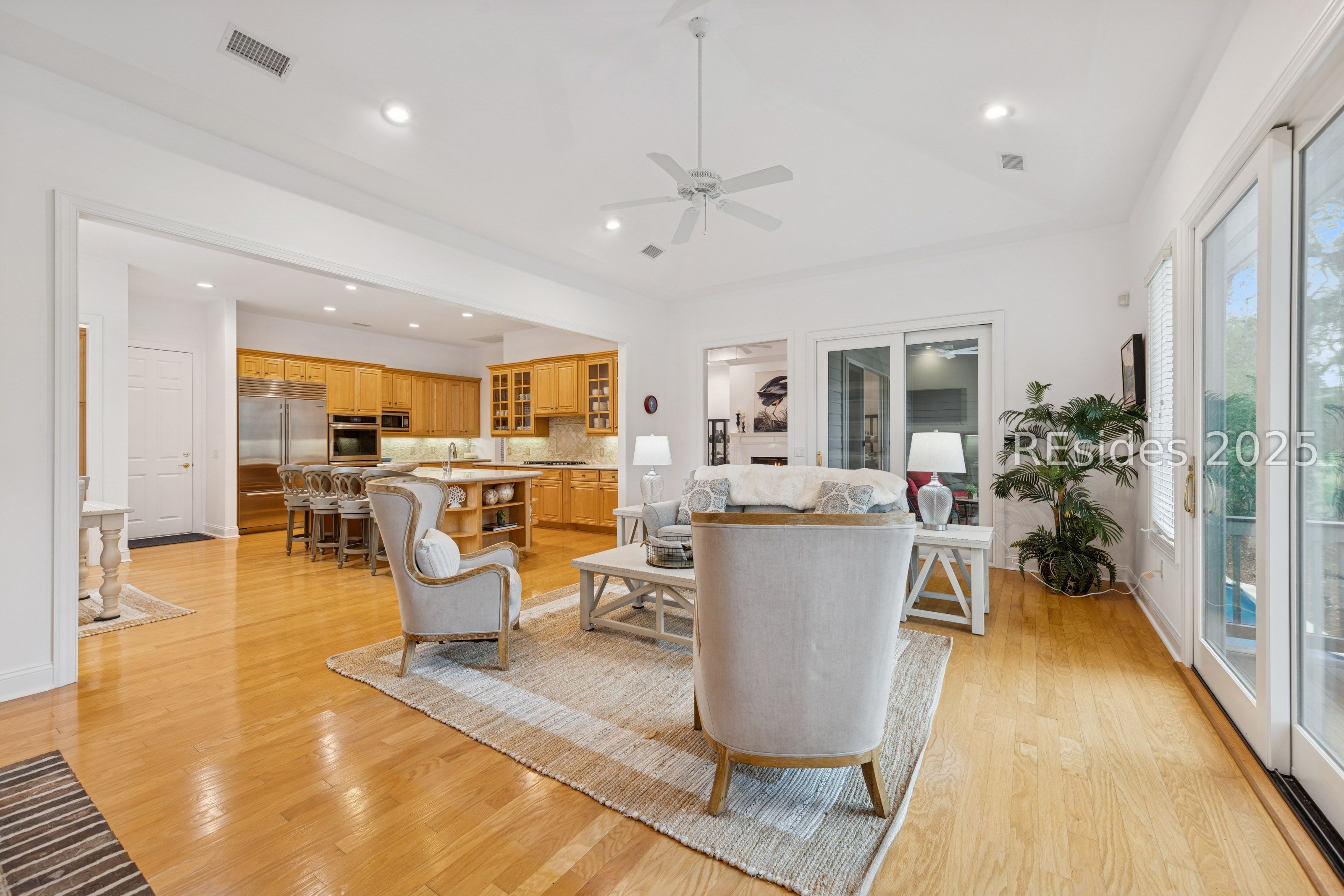 25 Ridgewood Ln
