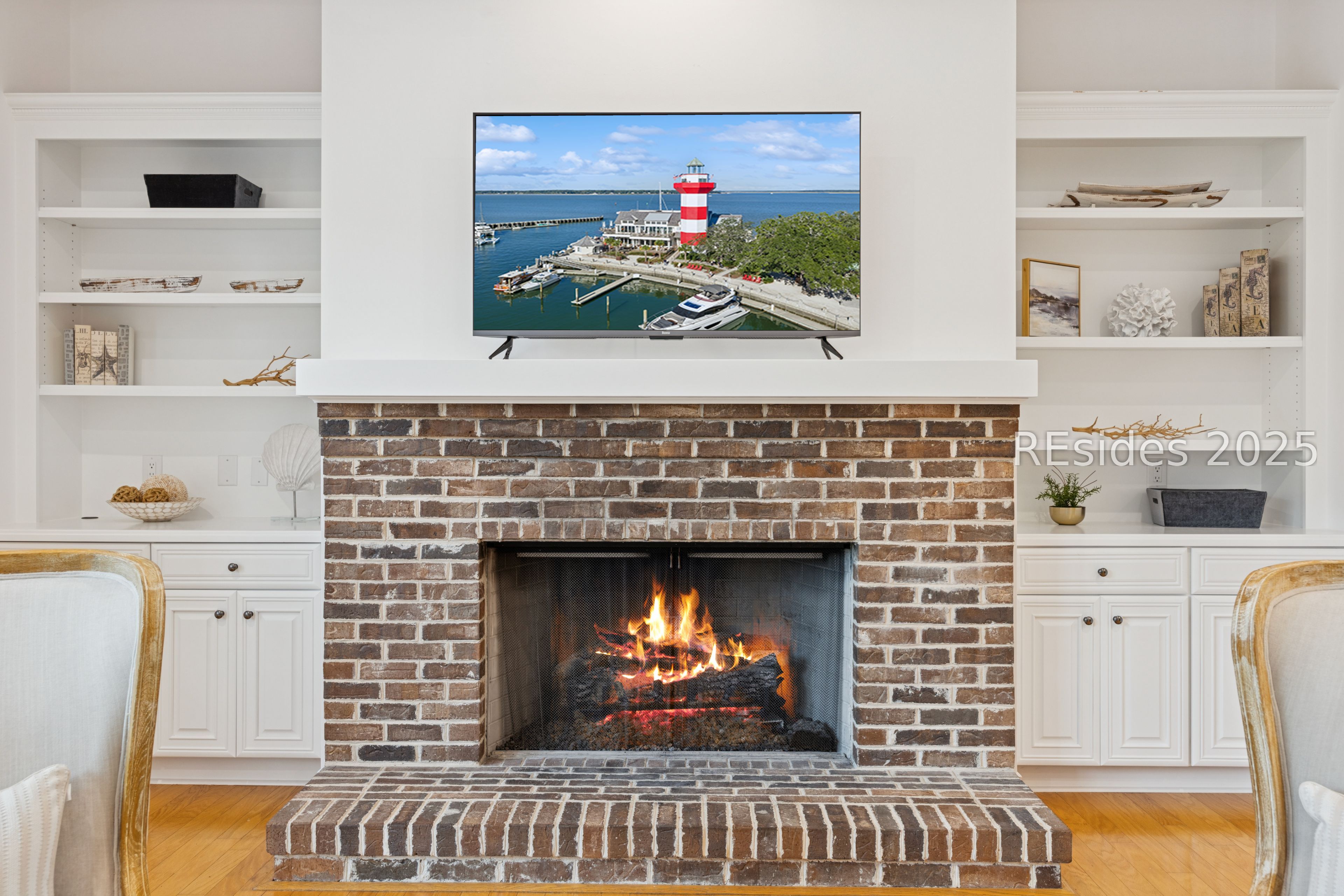 25 Ridgewood Ln