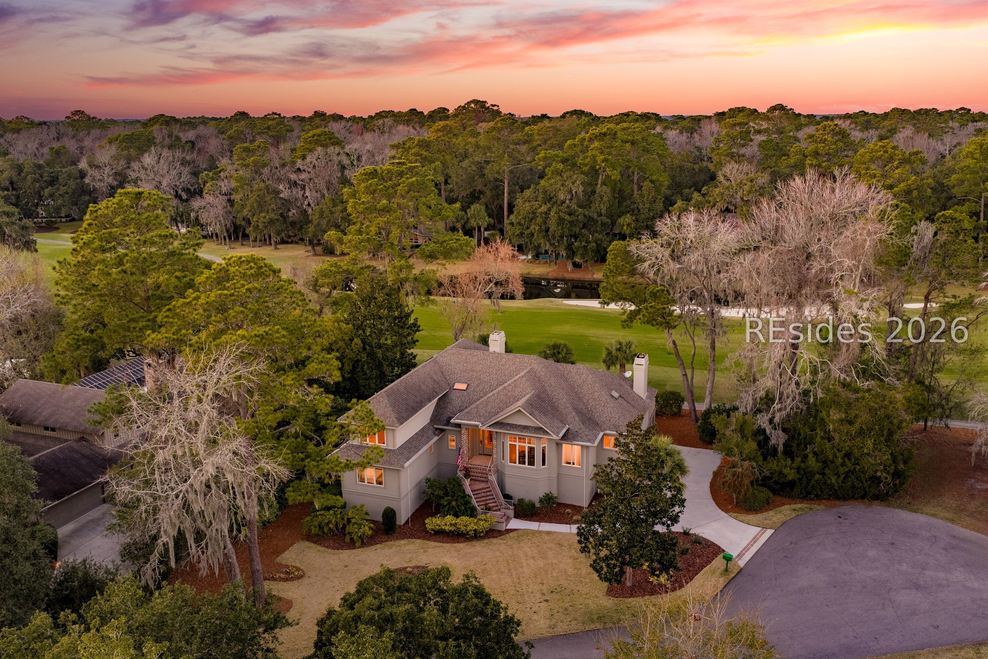 25 Ridgewood Ln