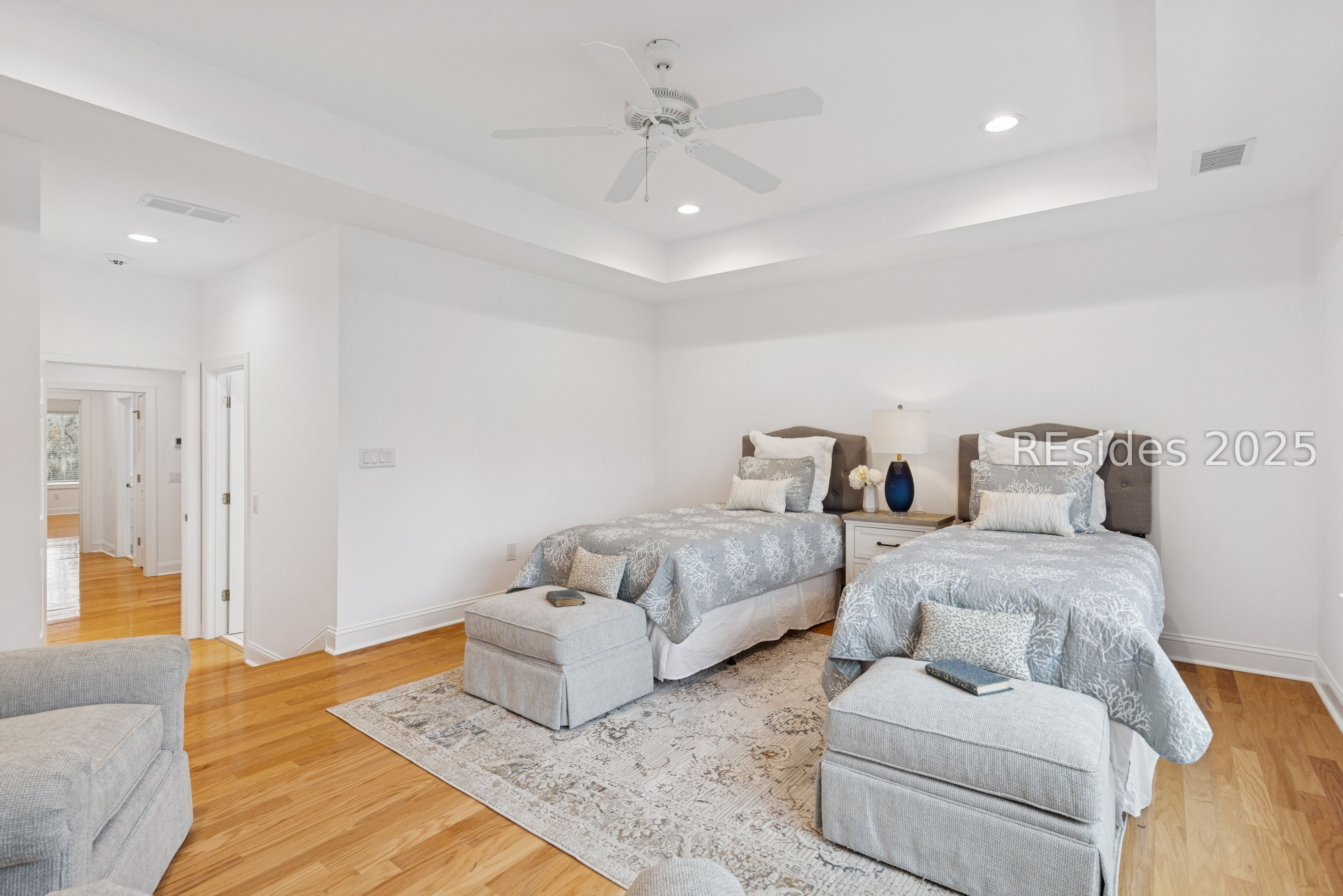 25 Ridgewood Ln