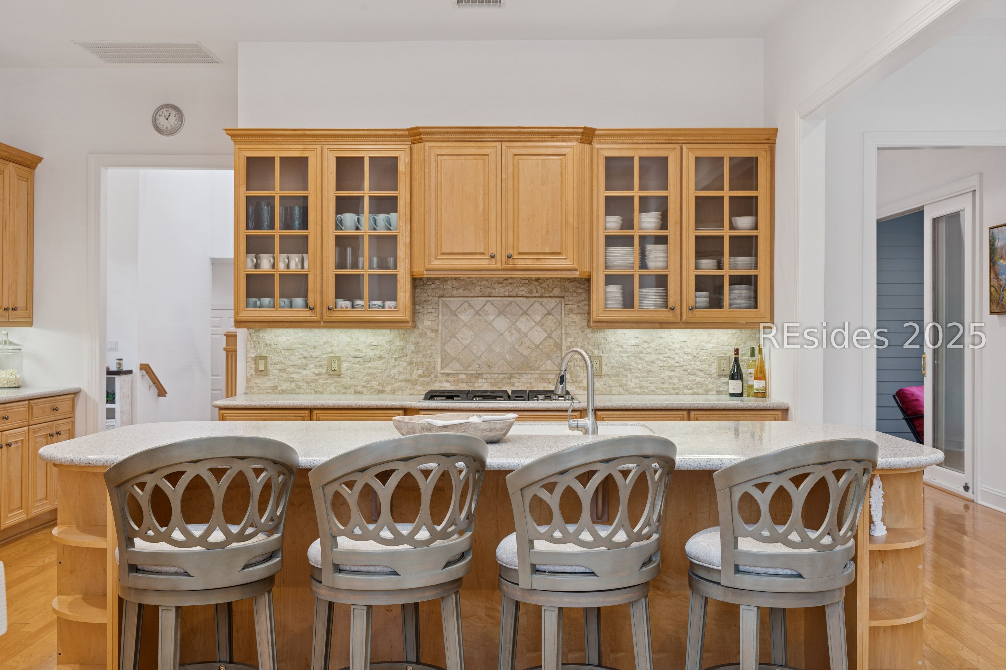 25 Ridgewood Ln