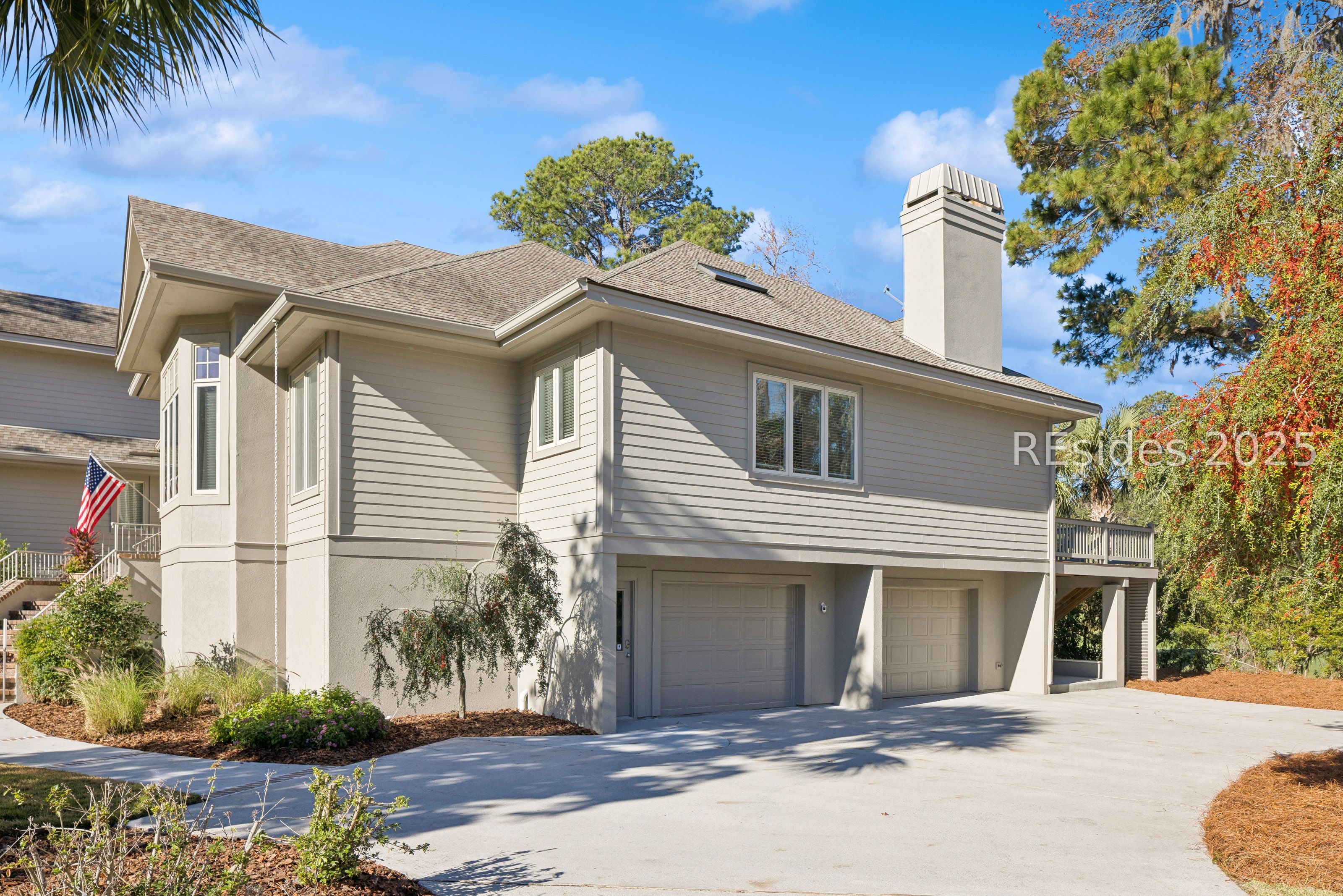 25 Ridgewood Ln