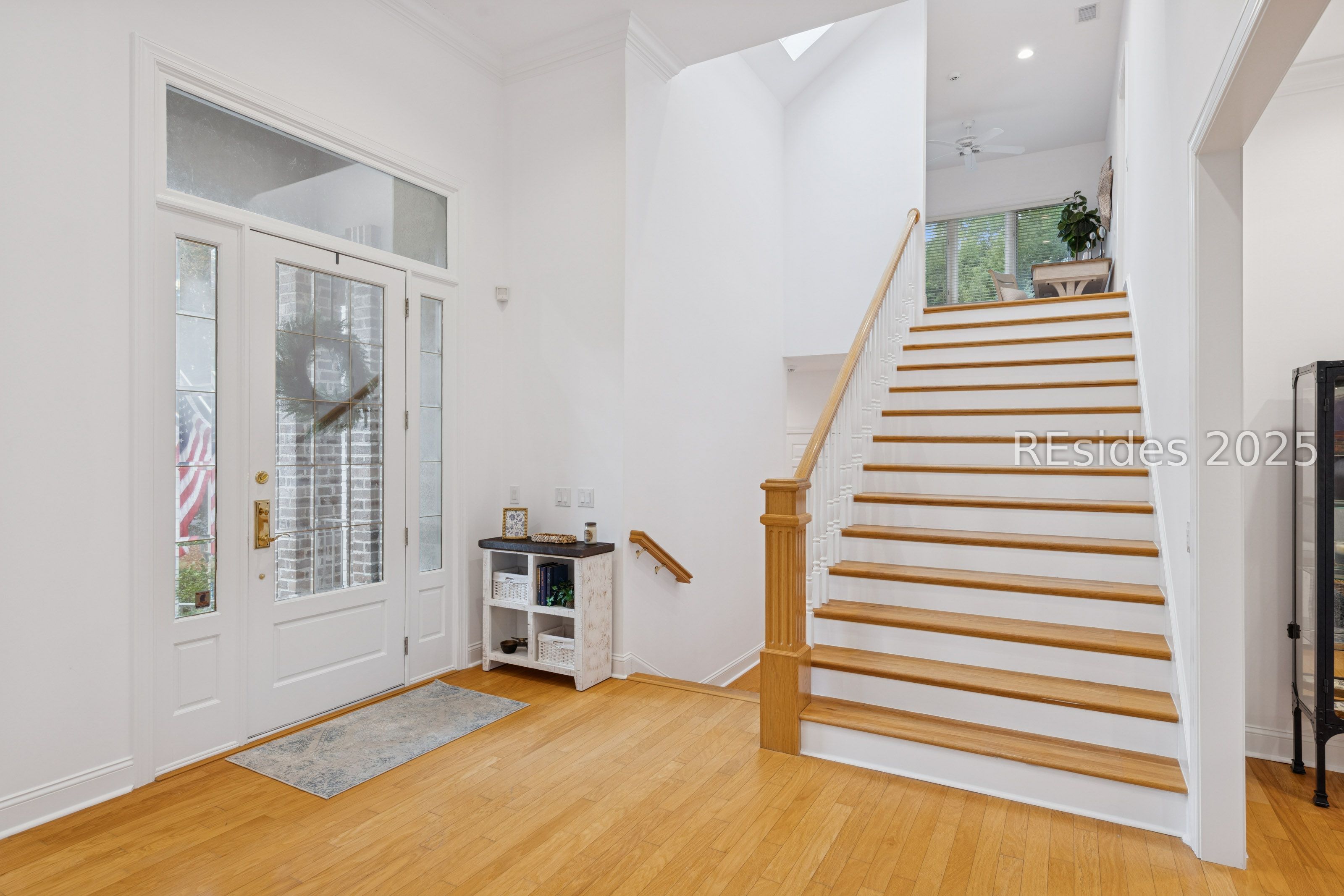 25 Ridgewood Ln