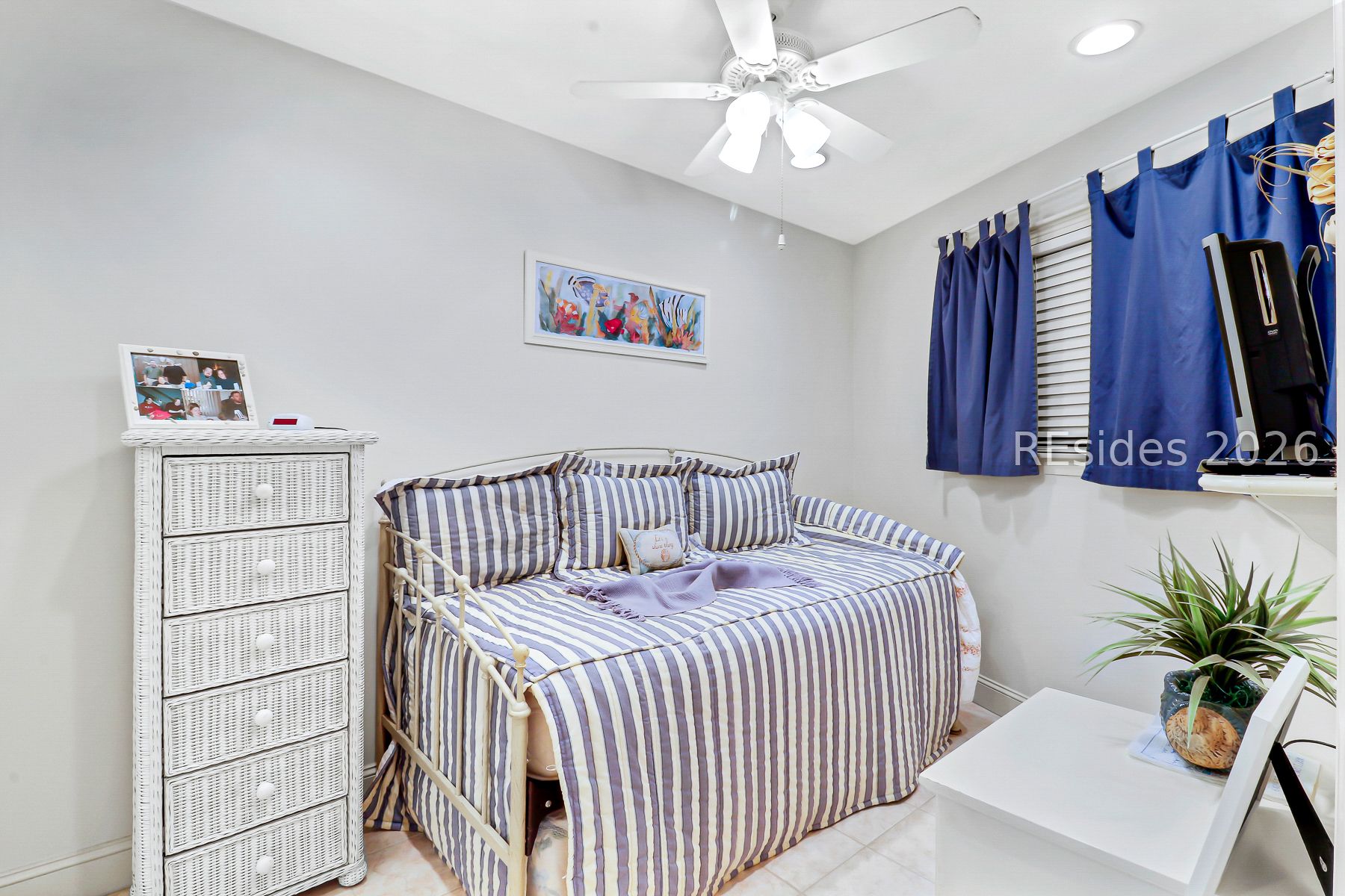 23 S Forest Beach Dr #333